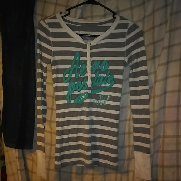 Good conditioned Aeropostale long sleeve shirt - Picture 5 of 5